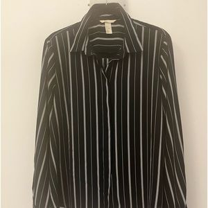 H&M blouse.In perfect condition